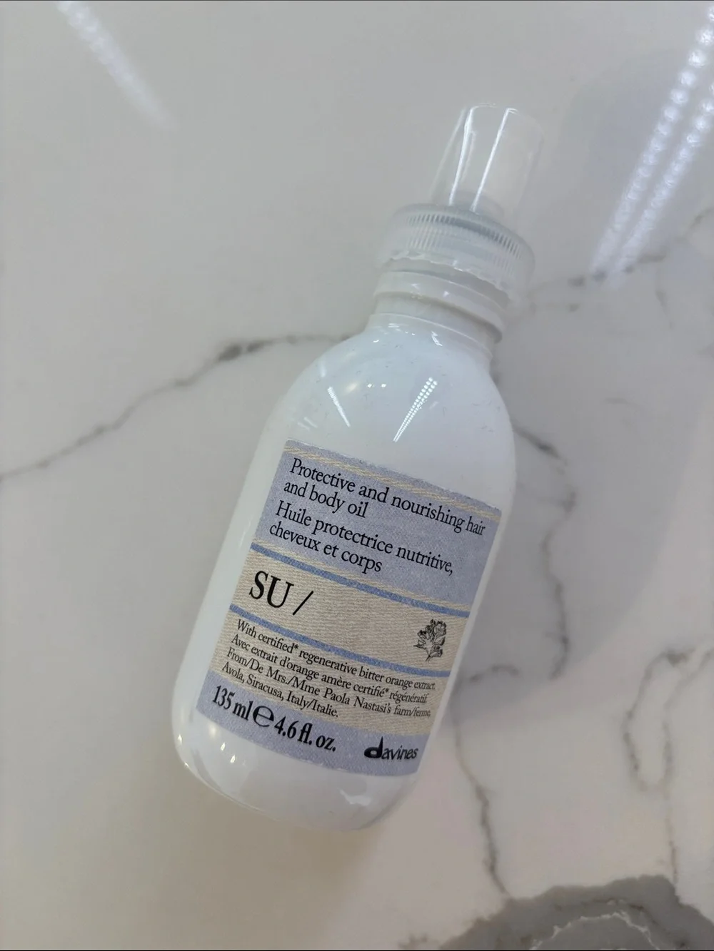 Davines SU/ Protective & Nourishing Hair & Body Oil — White